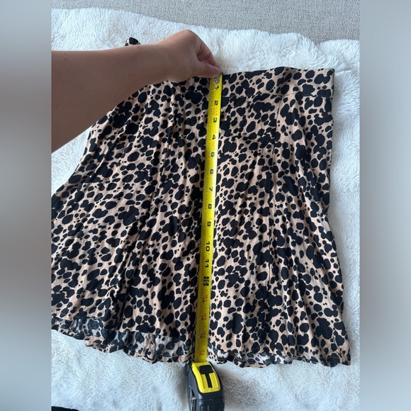 Reformation Cheetah Skirt - Picture 8 of 9
